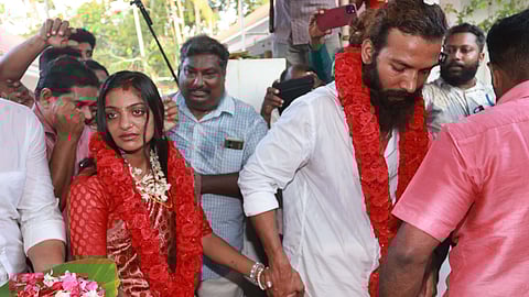 During the National Commission for Scheduled Tribes inquiry, it was found that Monalisa was a minor at the time of marriage.