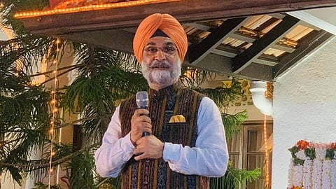 L-G Taranjit Singh Sandhu.