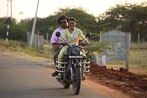 Kenatha Kanom Movie Review