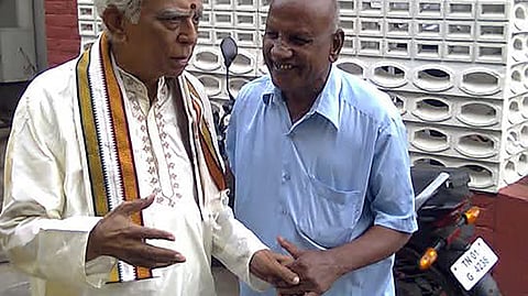 Violin vidwan Lalgudi Jayaraman with HMV Raghu