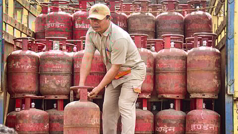 Centre increases commercial LPG allocation to 50 pc for states and UTs as panic booking dips