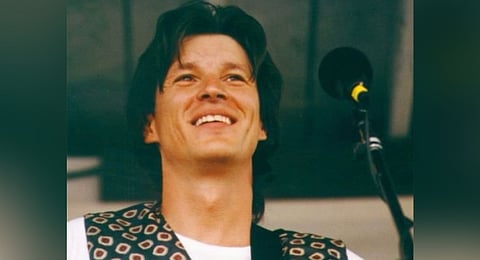 Singer Ronnie Bowman