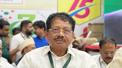 Haji promised a 15-day, all-expenses-paid Gulf tour, including travel, accommodation and other costs, to mandalam and panchayat-level office-bearers who help deliver the highest lead in the constituency.