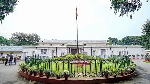 As per the rules by the Directorate of Estates under the Ministry of Housing and Urban Affairs, political parties cannot retain multiple government-allocated properties in the Lutyens’ Bungalow Zone.