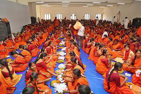 The Sri Rama Navami Brahmotsavams commenced grandly at the Sri Kodandarama Swamy Temple in Vontimitta.