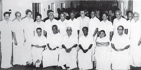M P Veerendra Kumar (top 6th from left) with his colleagues in
the second E K Nayanar ministry (1987-1991). He passed away on
May 28, 2020.