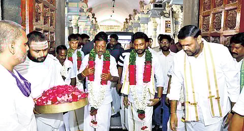 DMK leader and former Tamil Nadu CM O Panneerselvam offered special prayers at Srikalahasti temple on Sunday.