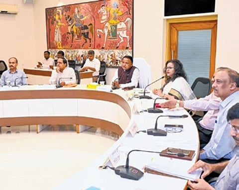 CM Mohan Charan Majhi chairing the review meeting on supply of essential commodities at Lok Seva Bhawan