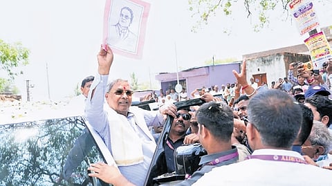 Chief Minister Siddaramaiah campaigns for Congress candidate Umesh Meti in the Bagalkot constituency on Tuesday.