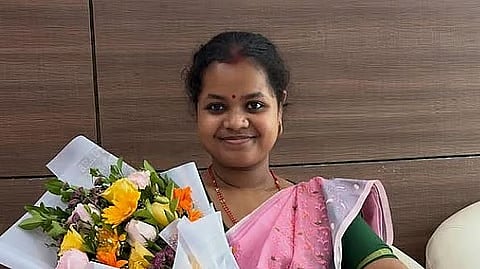 Black-and-white view on intellect