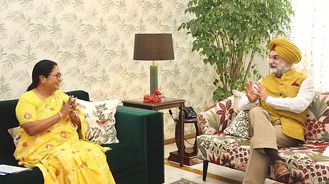 Chief Minister Rekha Gupta on Monday met Lieutenant Governor Taranjit Singh Sandhu on Monday.