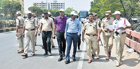 NTR Collector G Lakshmisha, Police Commissioner SV Rajashekar Babu, VMC chief Dhyanachandra inspecting black spots in Vijayawada.