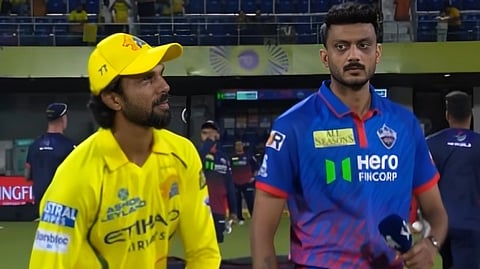 Delhi Capitals captain Axar Patel (R) and Chennai Super Kings skipper Ruturaj Gaikwad (L).