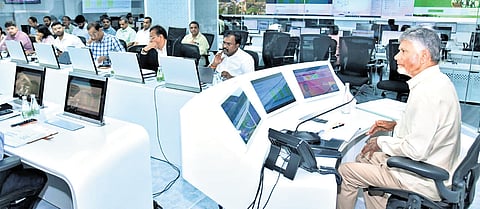 The Chief Minister made it clear that all government hostels must be fully equipped by the time schools reopen in June.