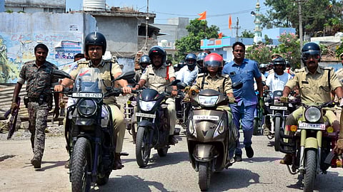 Warangal Commissioner of Police Sunpreeth Singh participated in a Gram Sabha organised by Elkathurthi police in Chintalpalli village in Hanamkonda district.