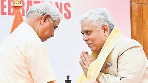 Governor Rajendra Arlekar greeting Justice Devan Ramachandran
