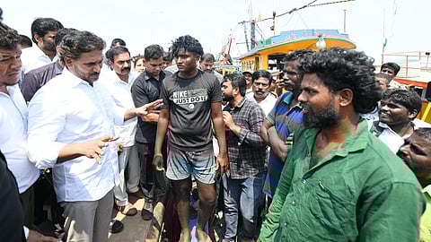 The YSRCP chief Jagan Mohan Reddy observed Juvvaladinne Fishing Harbour and interacted with local fishermen here on Wednesday.