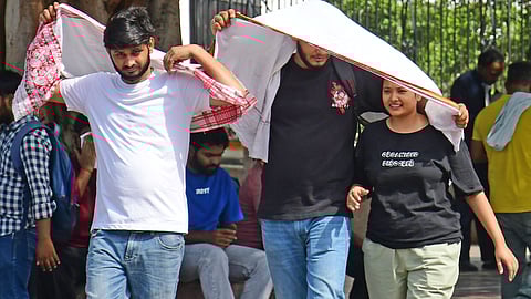 The maximum temperature on Thursday was recorded at 40.3 degrees Celsius.