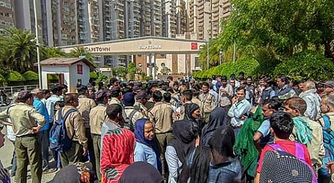 203 contractors face licence cancellation, firms to be blacklisted over labour law violations