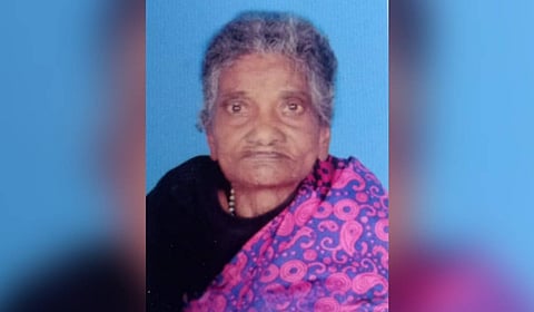 The deceased, identified as A Innasiammal, had limited mobility due to her advanced age.