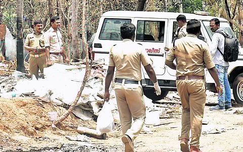 Cops during the search for missing persons at Mundathicode