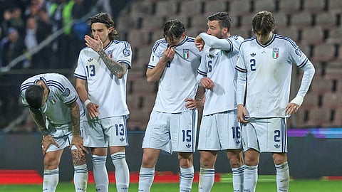 Italy players react during a penalty shootout during the World Cup qualifying playoff final soccer match between Bosnia and Italy in Zenica, Bosnia, Tuesday, March 31, 2026.