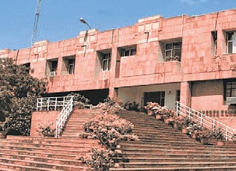 JNU makes entry into global law ranking without faculty