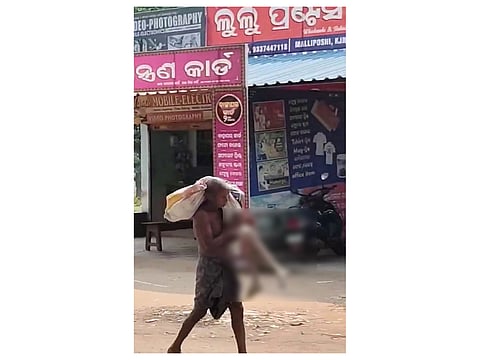 Odisha: Tribal man carries sister's skeleton to bank over withdrawal dispute in Keonjhar, officials offer help