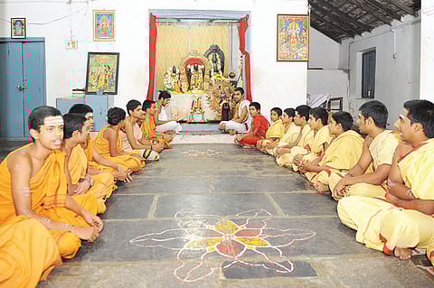 Veda touch: Bringing back traditional Gurukul system
