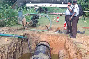 Probe launched into fire accident in oil pipeline