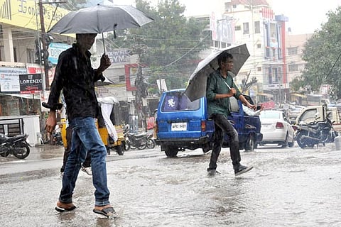 4 dead, 77,000 hectares submerged due to cyclone Nilam
