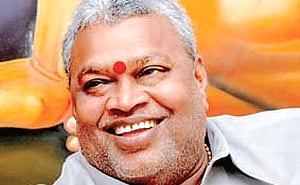 TDP leader Yerran Naidu cremated at his native village