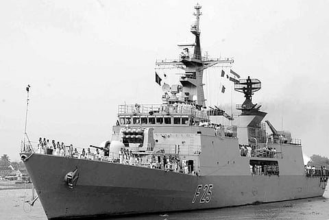 BNS Bangabandhu calls at Kochi port