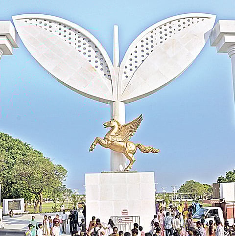 Jaya opens renovated MGR memorial