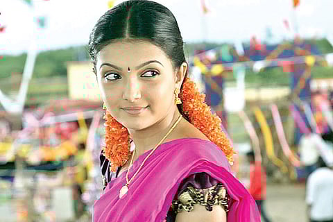 Saranya Mohan returns to school