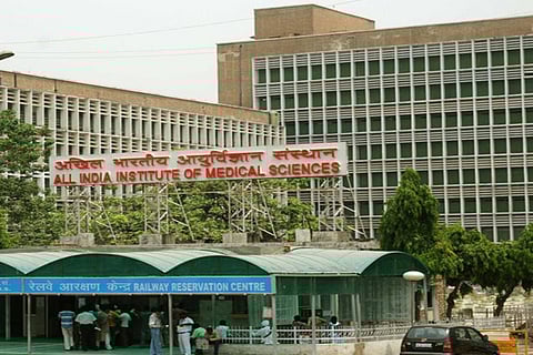 Delhi government to review facilities at its hospitals