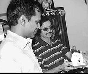 He sculpts images out of soap cakes