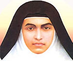 Over 100,000 take part in function for Saint Alphonsa