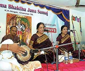 The Hyderabad sisters performing at Sri Rama Bhaktha Jana Samaj.