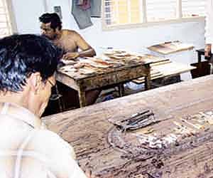 Mysore handicraft turns dead wood