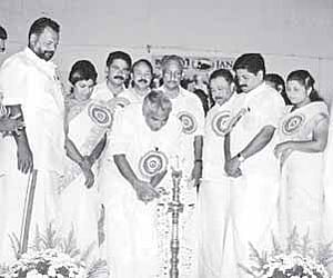 Opposition leader Oommen Chandy inaugurating the district convention of Sustainable Development Mission at Changanassery on Monday.