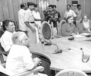 Chief Minister V.S.Achuthanandan addressing the meeting of Jacobite and Orthodox factions of the Malankara Church in Thiruvananthapuram on Wednesday.
