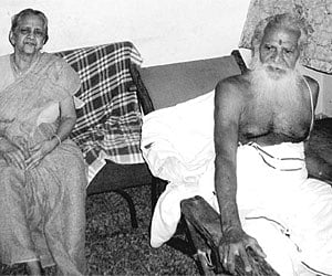 Seetharaman Embranthiri with his wife Kanakamma