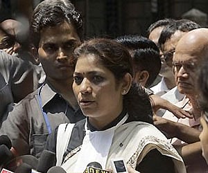 Kasab's lawyer Waghmare removed