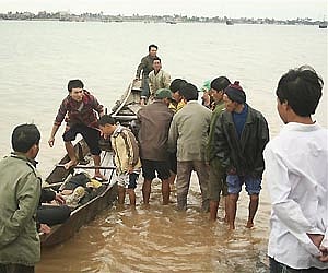 Vietnam ferry accident kills 40