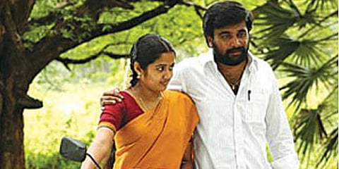A still from Nadodigal