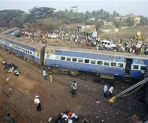 Orissa rail tragedy toll revised to nine