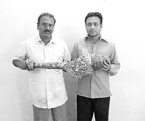 Task Force recovers ancient conch, antique idols