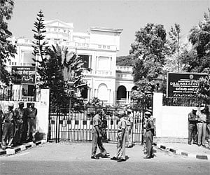 Police deployed in large numbers at the Dilkusha Guest House in Hyderabad on Tuesday where CBI sleuths were questionning Satyam scam acccused.