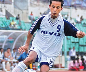 Debashish Rai struck four goals as Bihar overwhelmed Gujarat 10-0 at Nehru Stadium on Wednesday/D Sampathkumar.